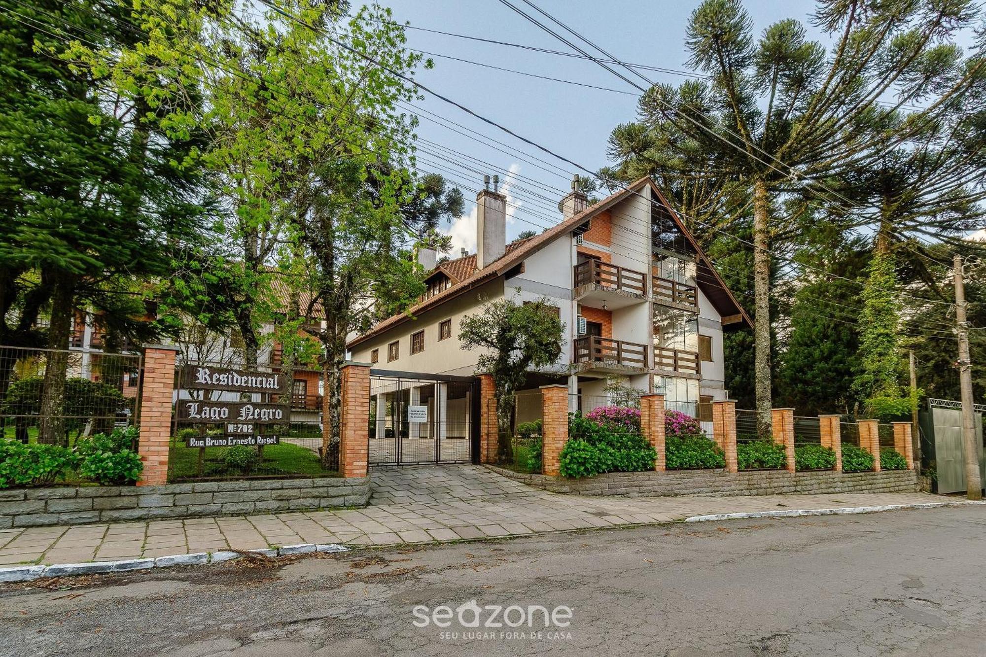 Apto Duplex C/ Lareira 100M Do Lago Negro Rln204 Грамаду Экстерьер фото